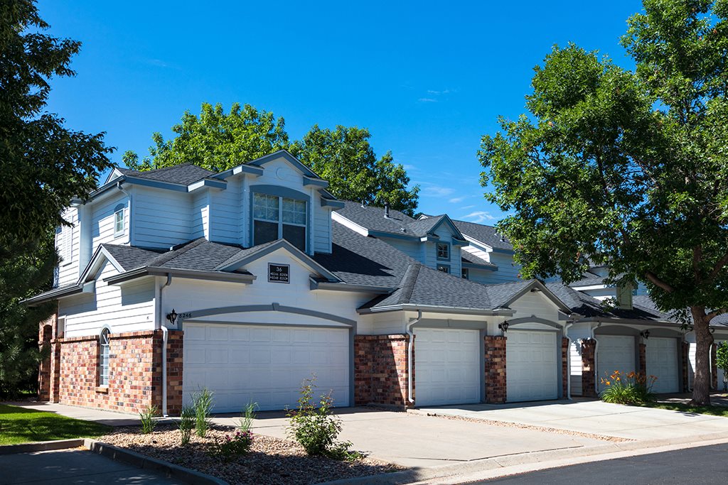 The Windsor Apartments in Lakewood, CO